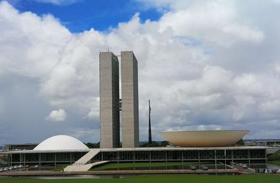 巴西国会大厦（巴西国会大厦设计者）