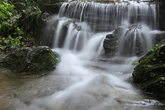 晶莹的意思（字茹行云流水,人茹雪山晶莹的意思）