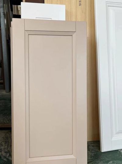 烤漆柜门（烤漆柜门图片）