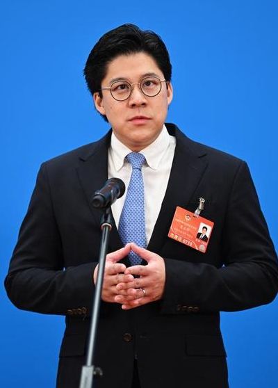霍启刚任香港行政长官（霍启刚是香港首富吗）
