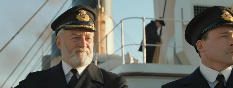泰坦尼克号的船长（泰坦尼克号的船长活予多少岁）